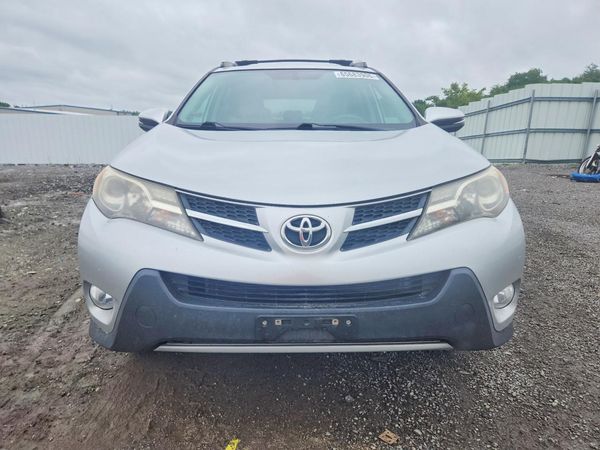 2015 TOYOTA RAV4 XLE (M Grade)
