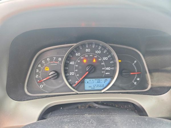 2015 TOYOTA RAV4 XLE (M Grade)