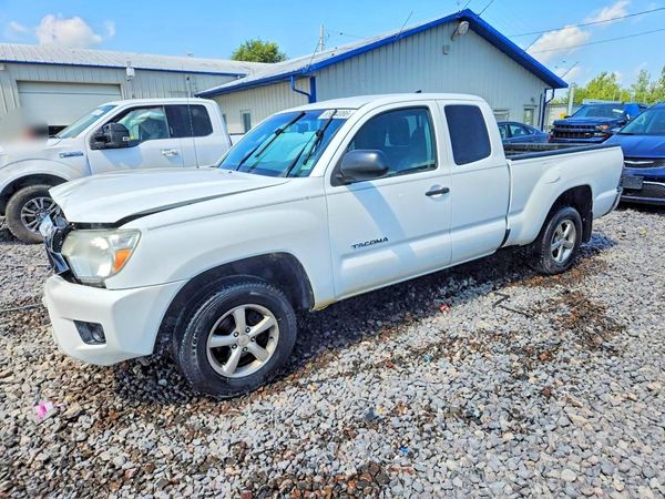 2014 TOYOTA TACOMA