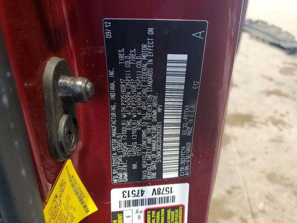 2013 TOYOTA SIENNA