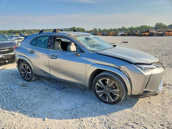 2022 LEXUS UX 200 Premium