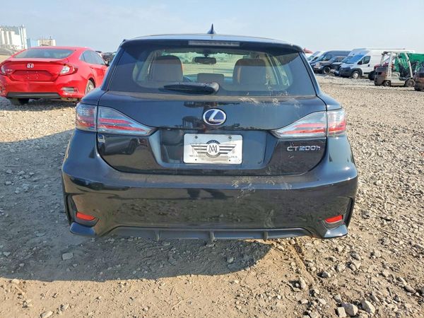 2016 LEXUS CT