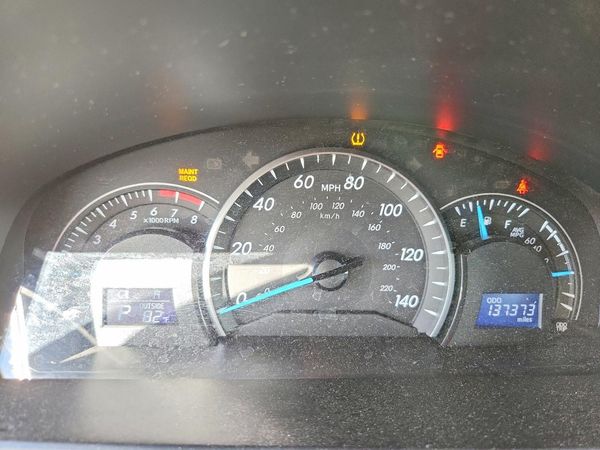 2014 TOYOTA CAMRY
