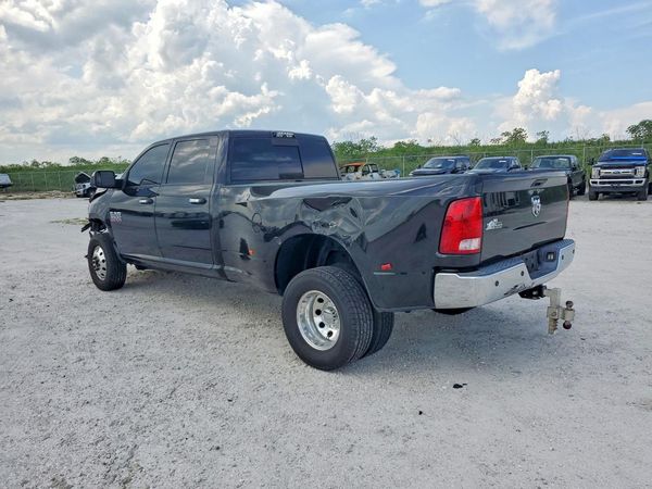 2016 RAM 3500 SLT CREW CAB 4X4