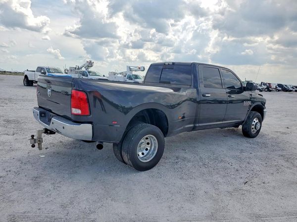 2016 RAM 3500 SLT CREW CAB 4X4