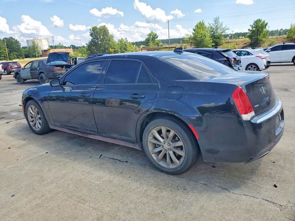 2015 CHRYSLER 300 Limited
