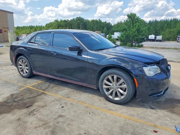 2015 CHRYSLER 300 Limited