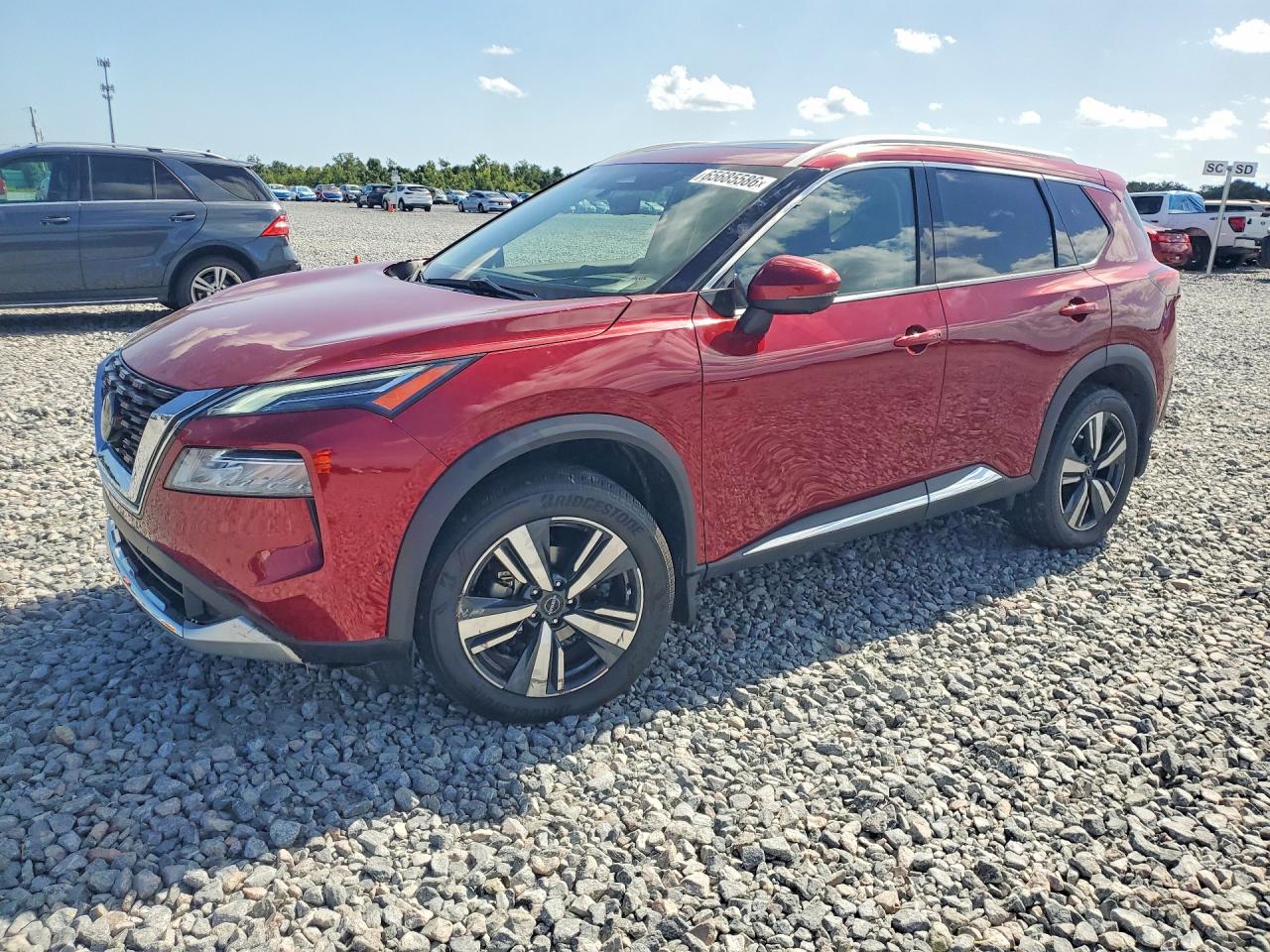 2023 NISSAN ROGUE PLATINUM — Front 3/4