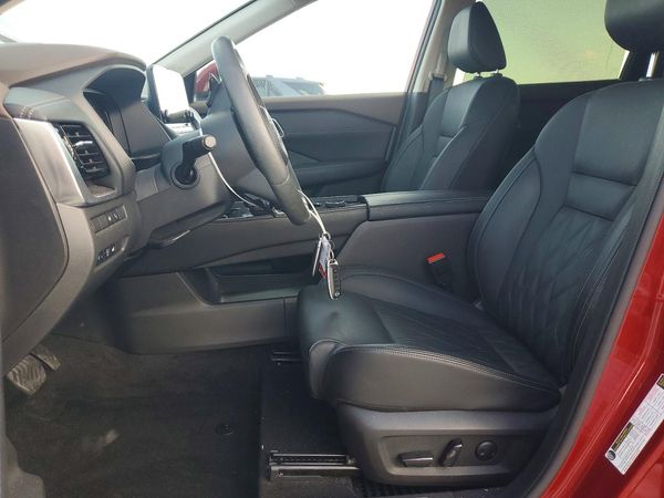 2023 NISSAN ROGUE PLATINUM — DENT