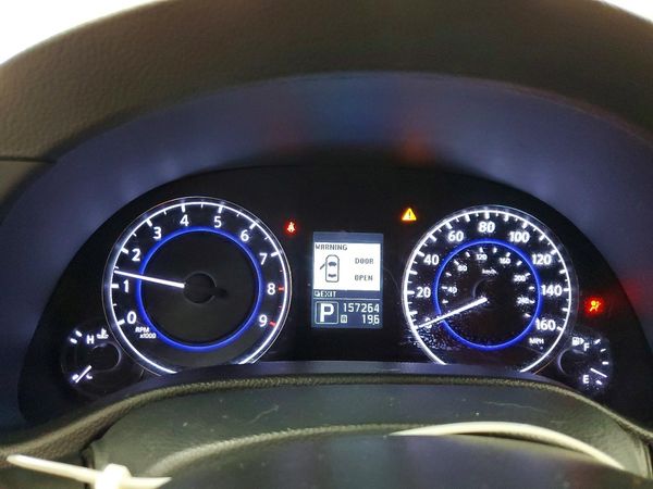 2015 INFINITI Q40