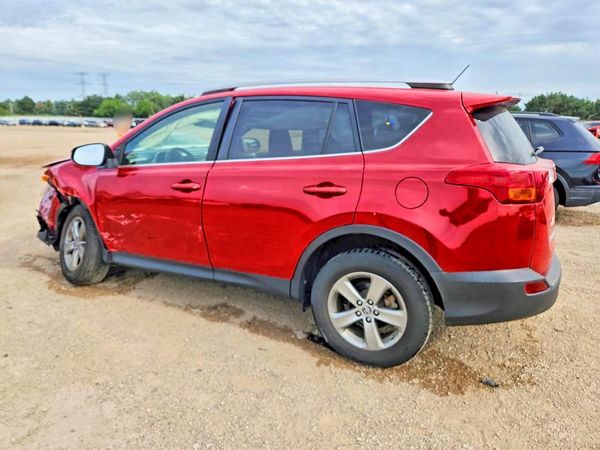 2015 TOYOTA RAV4