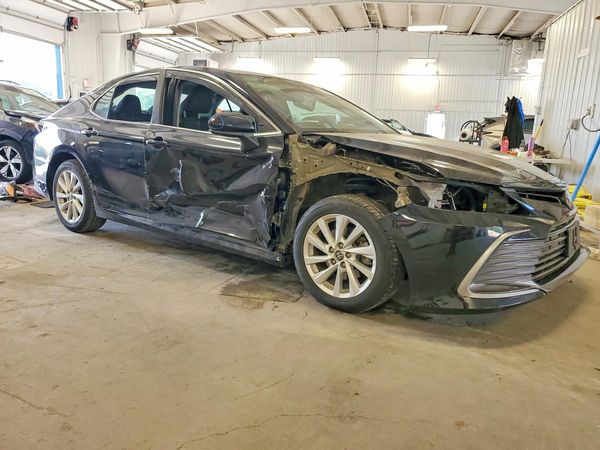 2022 TOYOTA CAMRY
