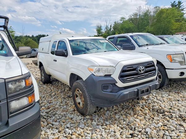 2016 TOYOTA TACOMA SR/SR5