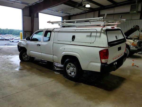 2017 TOYOTA TACOMA SR/SR5
