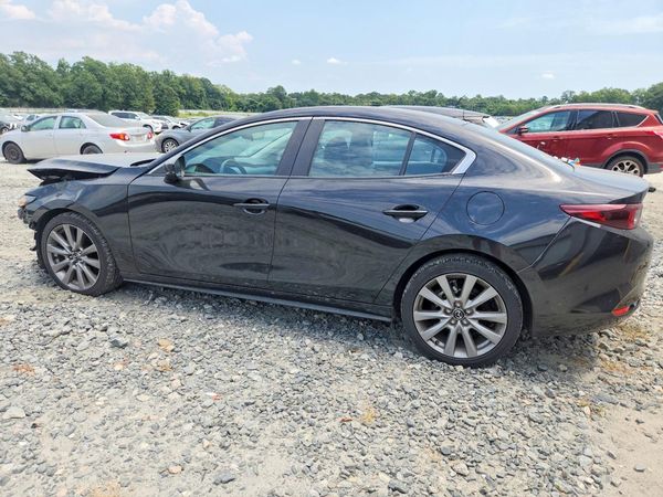 2022 MAZDA 3 Select Package