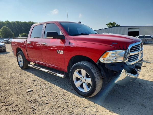 2018 RAM 1500 SLT