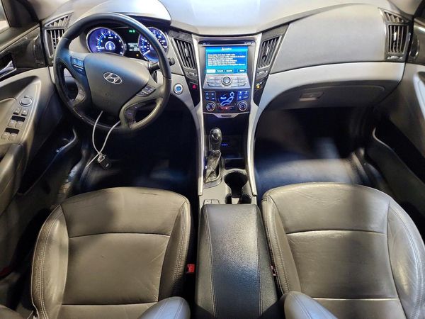2013 HYUNDAI SONATA