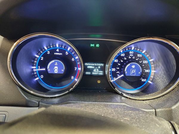 2013 HYUNDAI SONATA