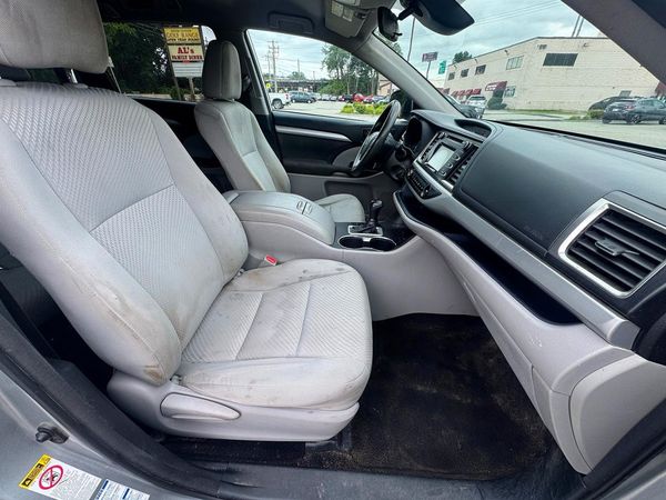 2018 TOYOTA HIGHLANDER LE/LE Plus