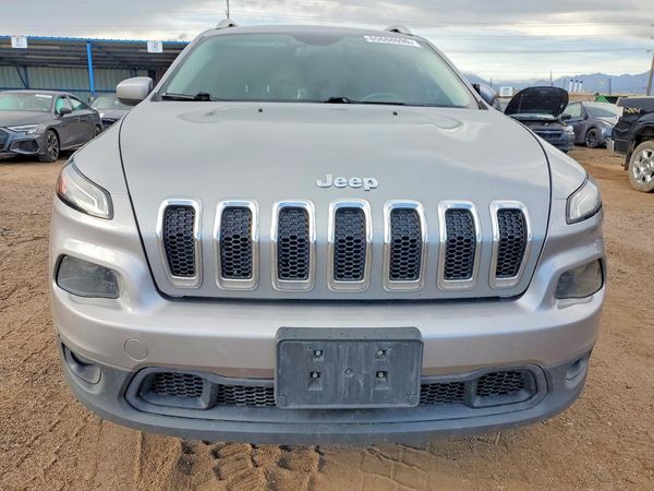 2015 JEEP CHEROKEE LATITUDE 4X4
