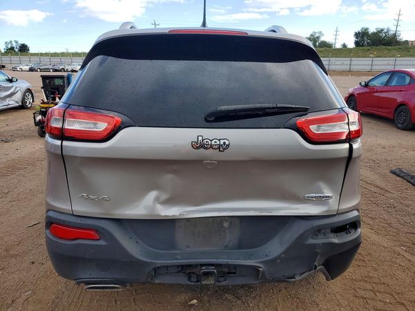2015 JEEP CHEROKEE LATITUDE 4X4