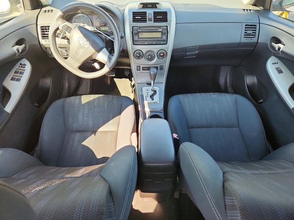 2012 TOYOTA COROLLA