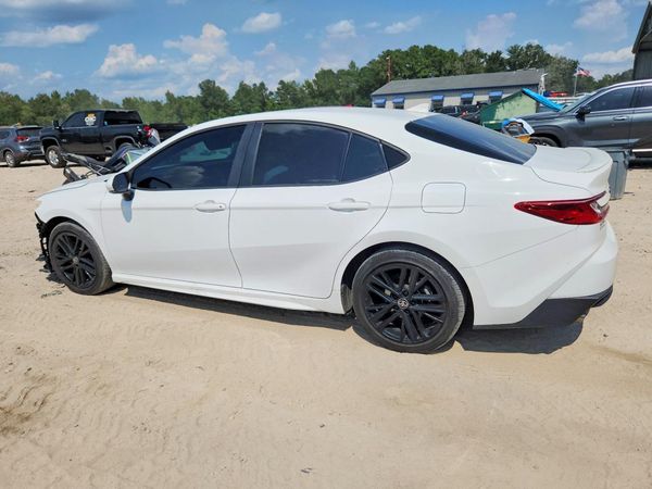 2025 TOYOTA CAMRY