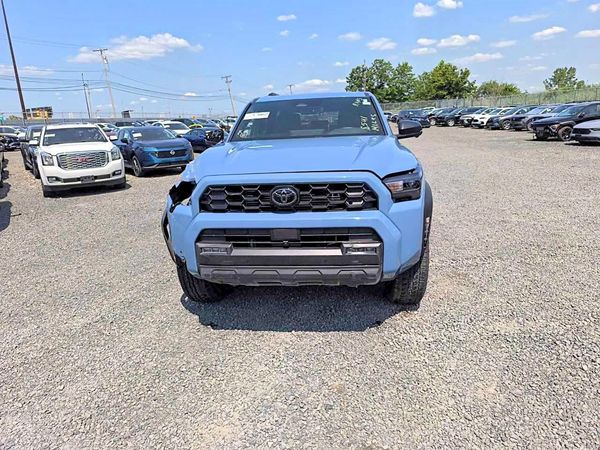 2025 TOYOTA 4RUNNER