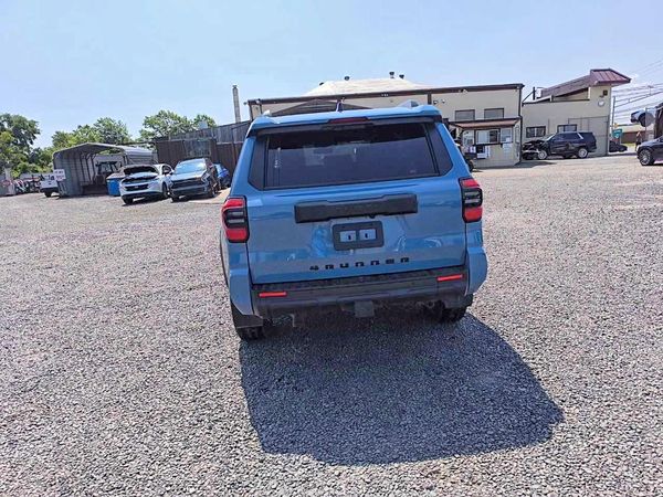 2025 TOYOTA 4RUNNER