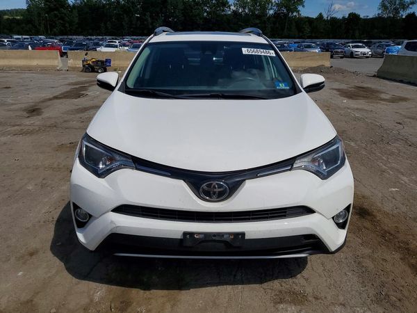 2018 TOYOTA RAV4 Adventure/XLE