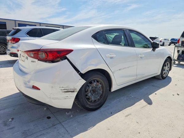2018 MAZDA 3 Sport