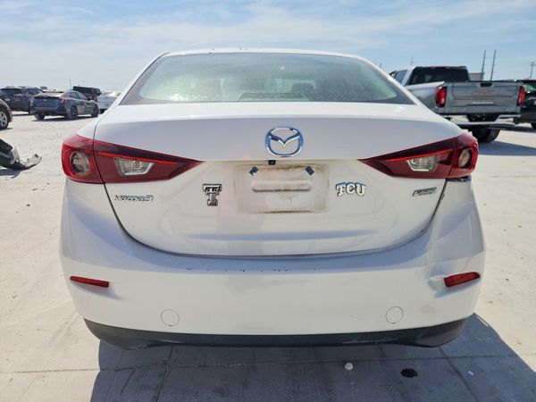 2018 MAZDA 3 Sport
