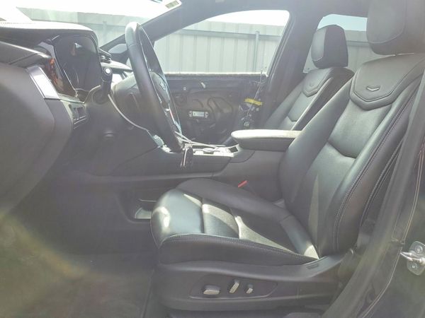 2024 CADILLAC XT5