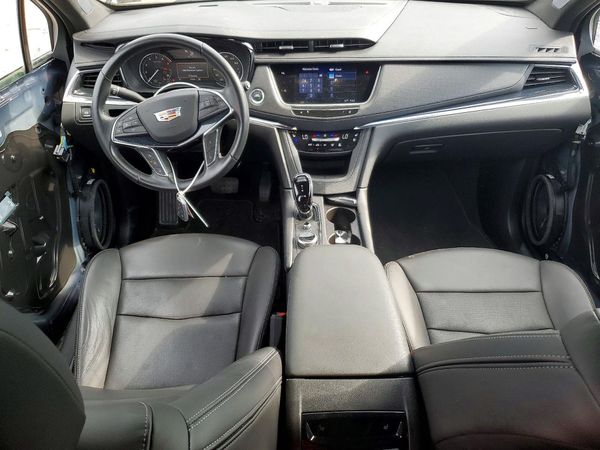 2024 CADILLAC XT5