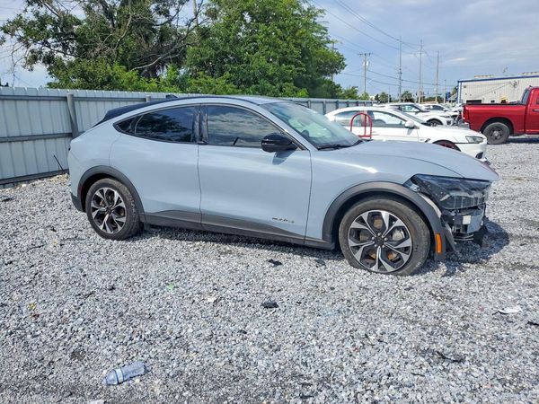 2024 FORD MUSTANG Select — Passenger 3/4