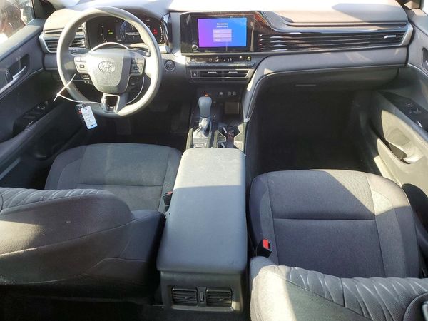2025 TOYOTA CAMRY