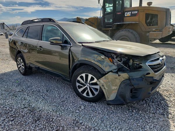 2020 SUBARU OUTBACK Premium