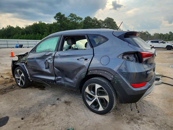 2017 HYUNDAI TUCSON