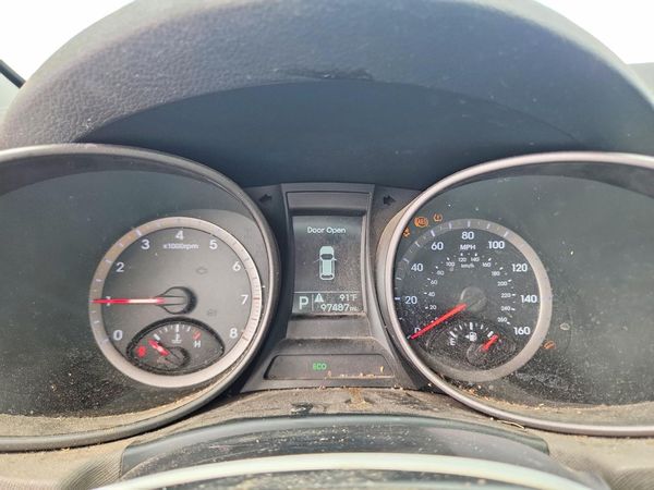 2016 HYUNDAI SANTA FE Base