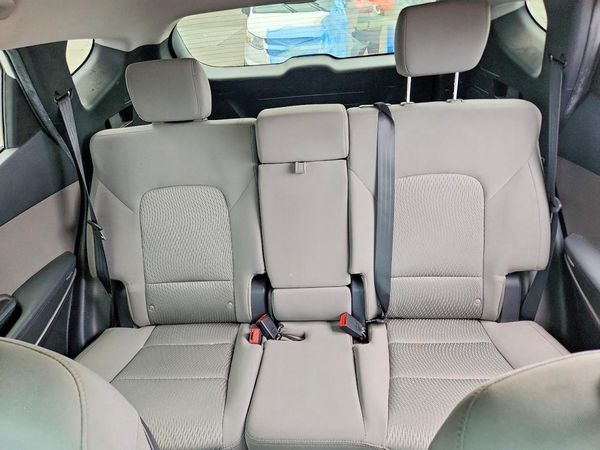 2016 HYUNDAI SANTA FE Base