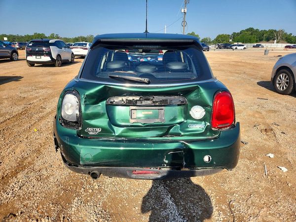 2016 MINI COOPER 2