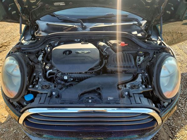 2016 MINI COOPER 2