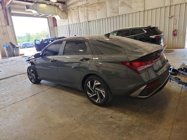 2025 HYUNDAI ELANTRA