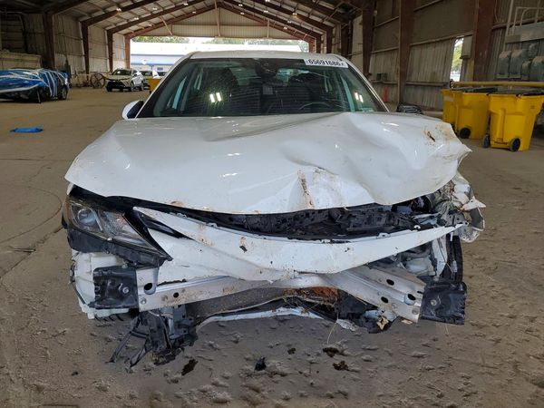 2020 TOYOTA CAMRY