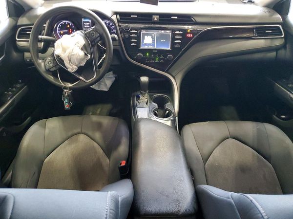 2020 TOYOTA CAMRY