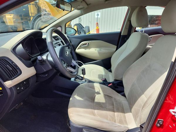 2013 KIA RIO — DENT