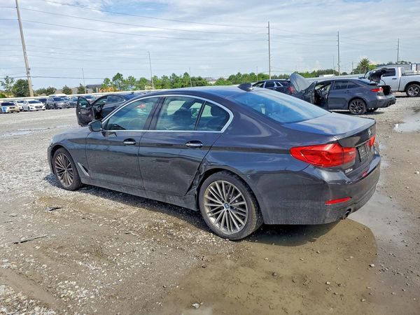 2018 BMW 530