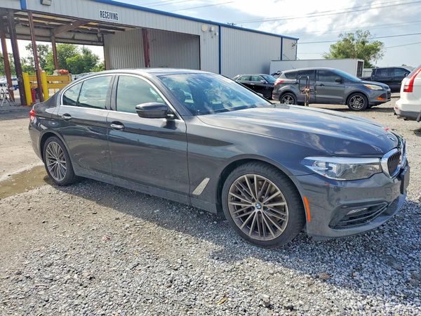 2018 BMW 530