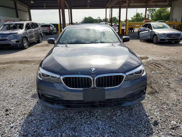 2018 BMW 530