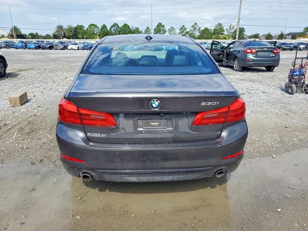 2018 BMW 530